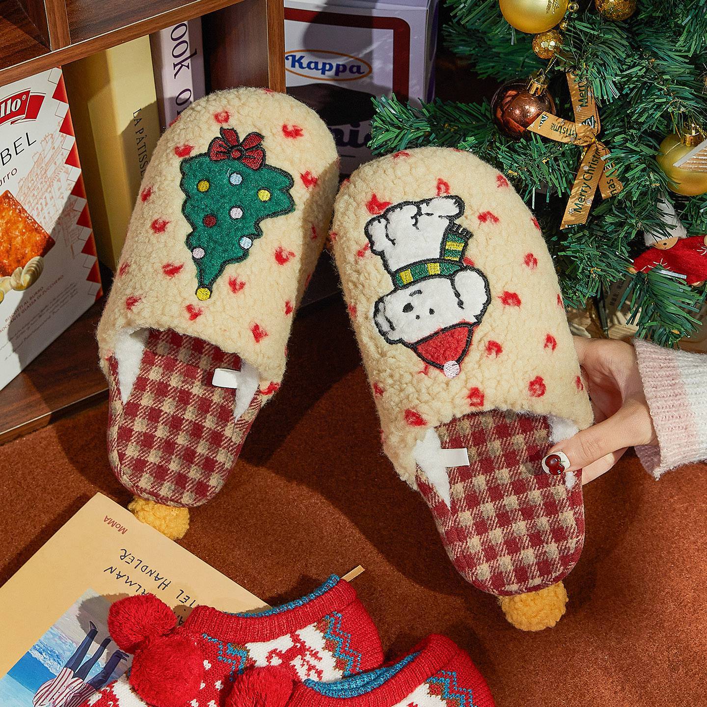 Amor de las hormigas de invierno nuevo dibujos animados lindo perro lindo interesante árbol de Navidad peluche pareja zapatillas de algodón para hombres y mujeres