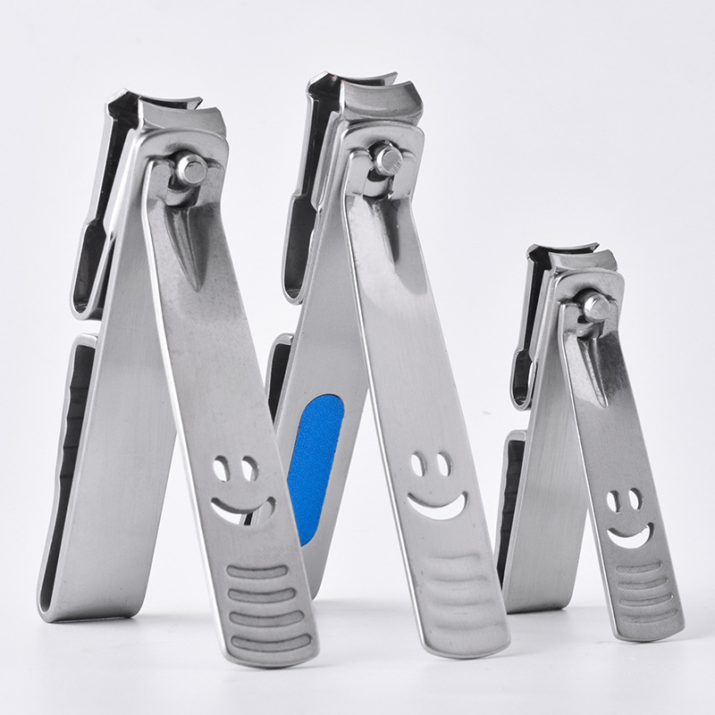 Stainless Steel Nail Clippers Single Piece Manicure Care Large Mouth Nail Clippers Rotating Smiley Face Nail Cutter Tool Set for Home Use Stainless Steel Nail Clippers Single Piece Manicure Care Large Mouth Nail Clippers Rotating Smiley Face Nail Cutter Tool Set for Home Use