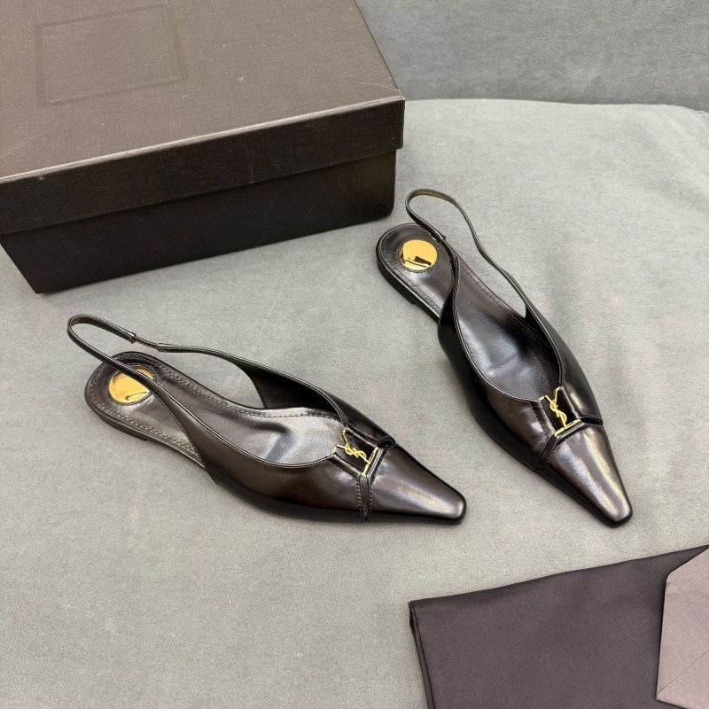 Todo cuero agudo agujero de hebilla metálica sandalias planas sexy cómodas zapatos de mujer 25 nuevos zapatos de estilo francés