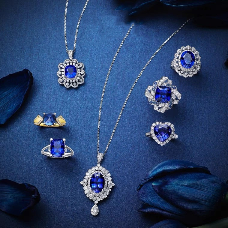 Artificial sapphire royal gemstone