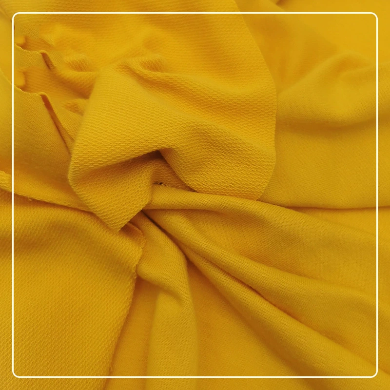 Polyester single-sided sweatshirt fabric imitation cotton polyester small cotton cloth pure polyester wool ring full polyester hoodie cloth polyester fish scale staple fiber sweatshirt cloth
