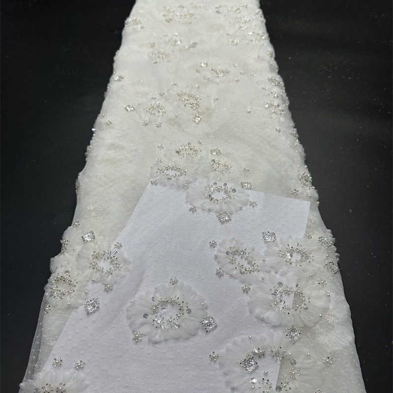 Fabricante de material de tela bordada elástica tela de malla de moda pequeña fresca vestido de boda vestido de tela image 1