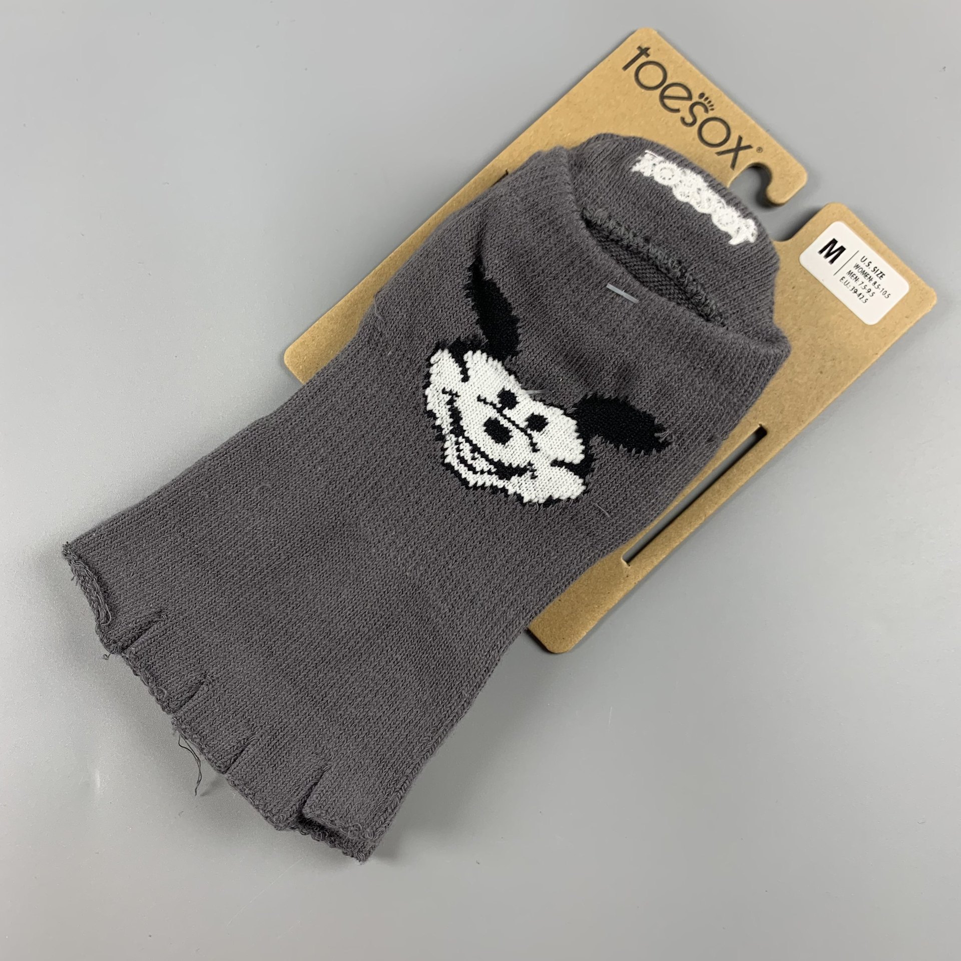Dispensación antideslizante pilates calcetines entrenamiento de acondicionamiento físico en interiores para damas calcetines de división de cinco dedos calcetines sin rastro