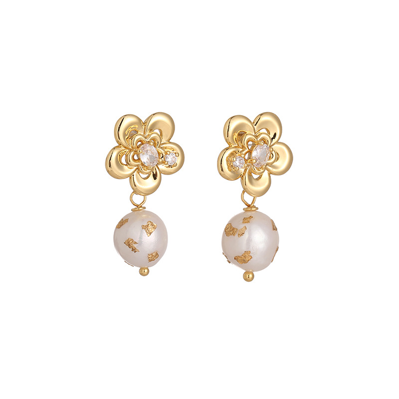 Nicho europeo y americano moda luz estilo lujo ZIRCON flor forma pendientes hoja de oro embellecido perla natural colgante pendientes para las mujeres