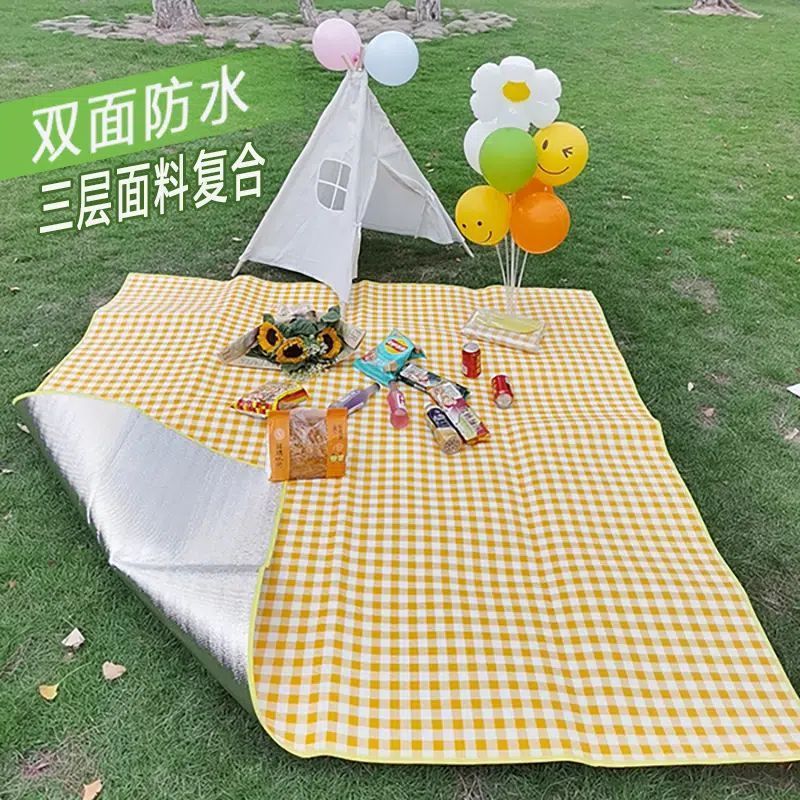 厚みのあるカラーフィルムフィールドキャンプマット、屋外ピクニックマット、ピクニック布マット、芝生マット、床敷き寮防湿マットレス|undefined