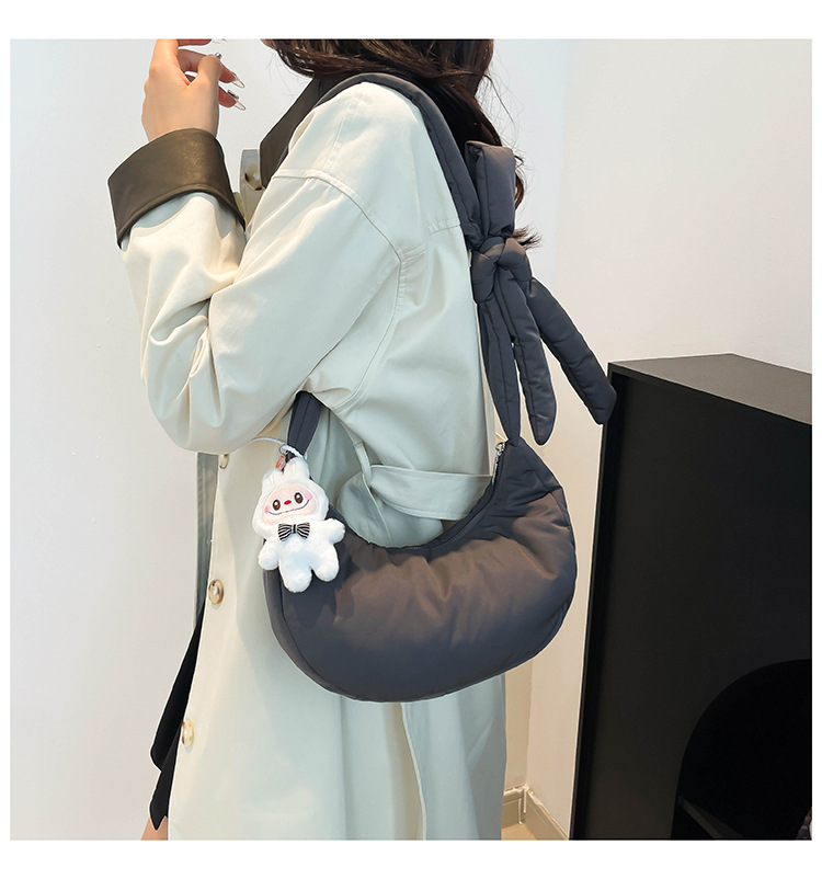 165g Weight Polyester Cotton Lining Material Sewing Thread Fashion Element Zipper Closure Type Single Shoulder Strap Strap Type Crossbody Bag Bags Type Daily, Street Occasion Nylon Material Solid Color Pattern All Seasons Season Women's Gender Basic, Classic Style Style Dumpling Shape Shape Medium Size Women's Medium Nylon Solid Color Basic Classic Style Sewing Thread Dumpling Shape Zipper Crossbody Bag 17