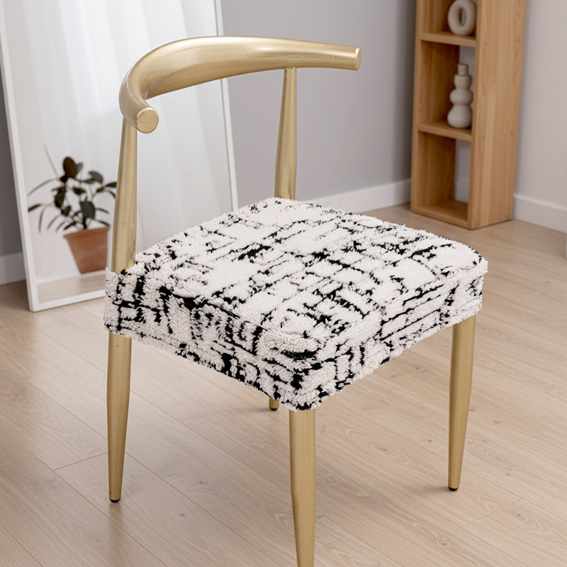 Silla cubierta de tela de algodón