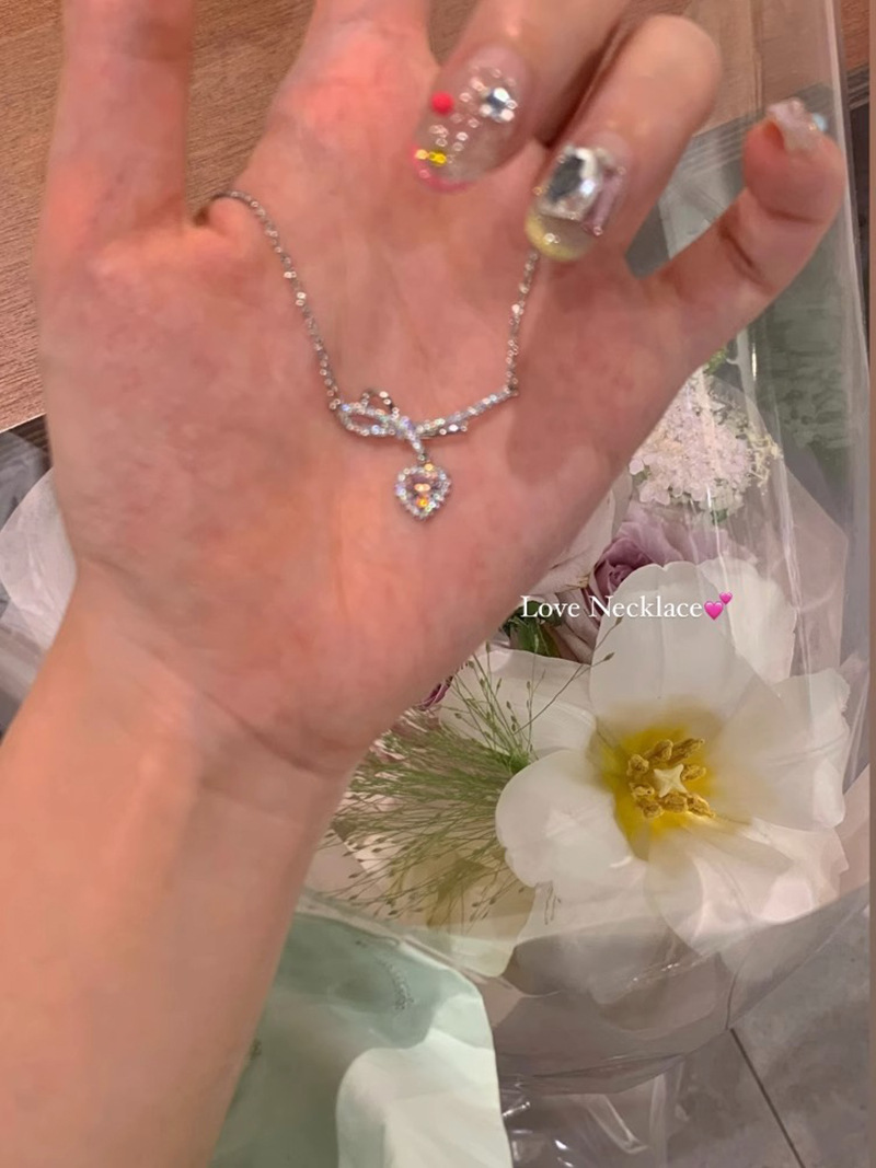 Collier avec pendentif nœud papillon, collier en ruban, bijoux avec nœud papillon pour femmes et filles_voghion.com