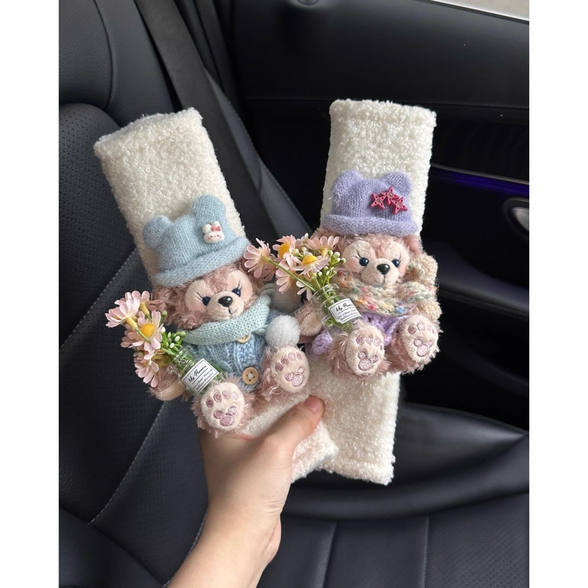 Autumn and winter car seatbelt shoulder pad, car protective cover, anti-neck strangulation, essential car accessory for new cars, car interior decoration for girls