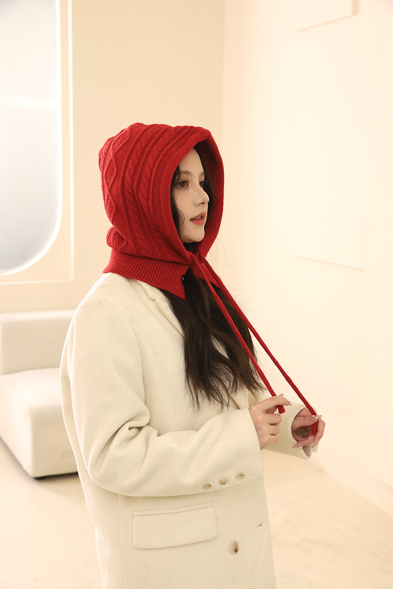 cashmere women's thickened knitted with a collar for both autumn winter warmth and windproof versatility._voghion.com