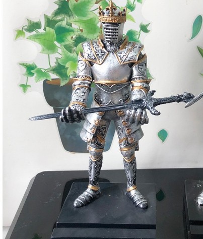 Star Wars Black Warrior Ares Helmet Adornos Modelo Soporte para teléfono móvil Venom Spider Soporte para teléfono móvil Shuren Soporte para teléfono móvil