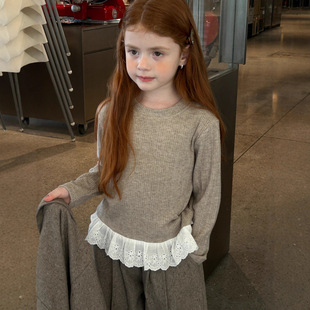2025 New Autum Cotton Round Neck Long-Sleeved Bottoming Shirt for Girls, Fashionable Splicing Lace Sweet T-Shirt
