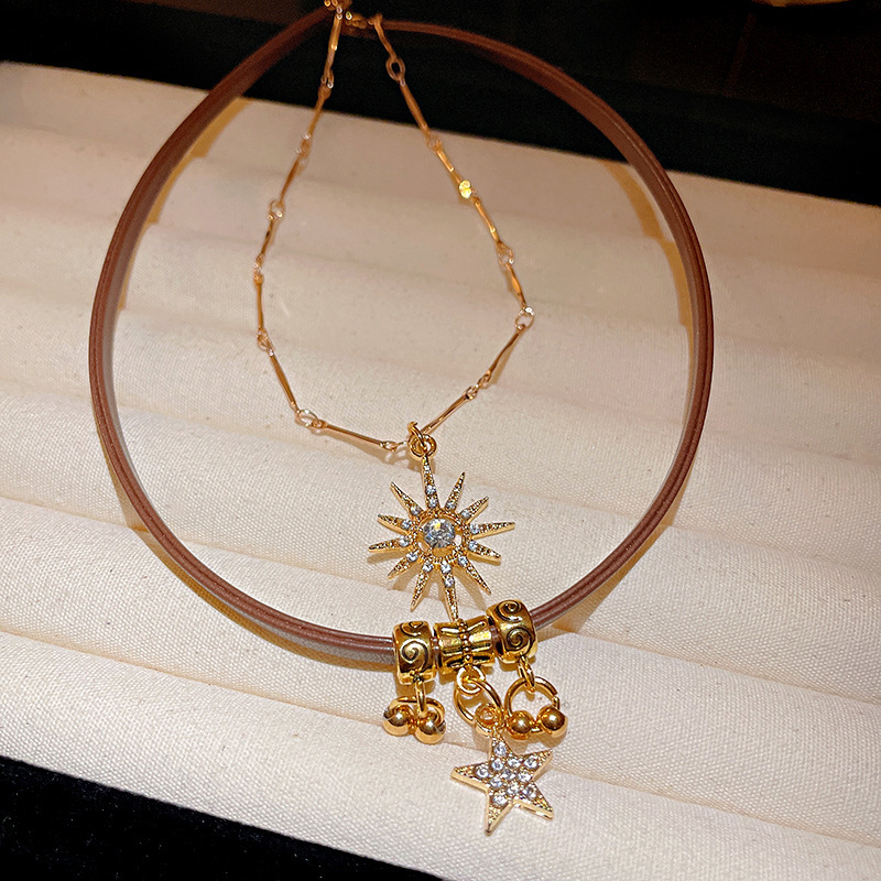 Maillard diamante sol campana collar francés retro diseño clavícula cadena elegante dulce fresco estilo collar al por mayor