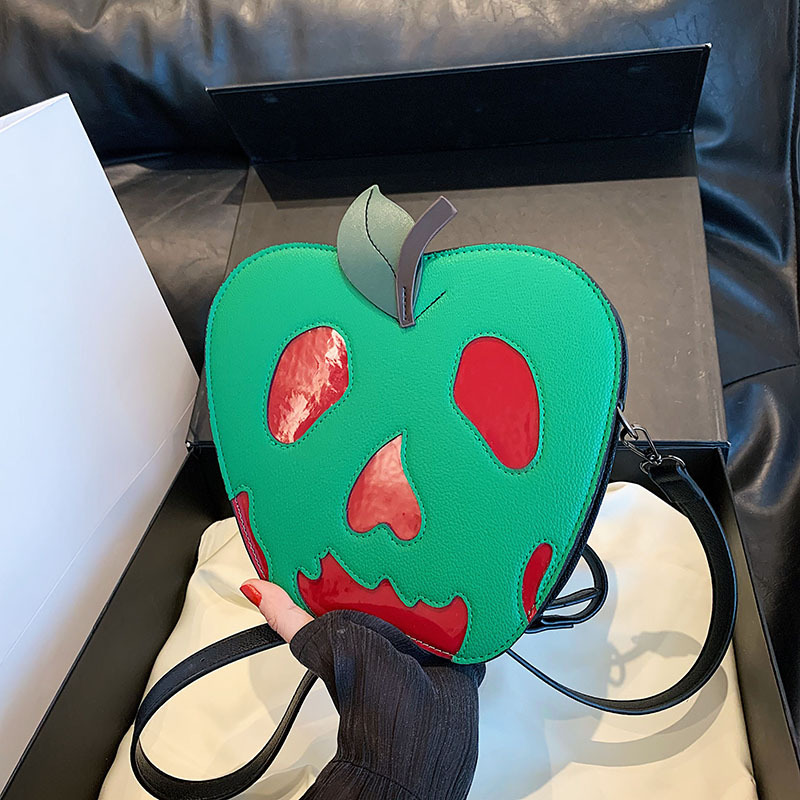 Borsa di Halloween transfrontaliera Borsa da donna con tracolla personalizzata con teschio e mela 2023 Nuova borsa a tracolla con colore a contrasto di commercio estero alla moda_voghion.com