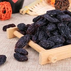 One-piece wholesale Hangzhou blackcurrant grape nuts Xinjiang specialty large can net weight 500g leisure snacks