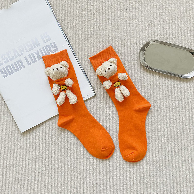 Calcetines de mujer primavera y verano color caramelo tridimensional nueva moda calcetines europeos mujeres ins lindo oso tridimensional calcetines estilo coreano