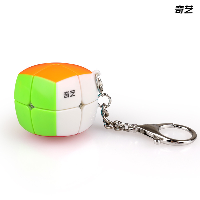 3CM三階キークリップミニチュア蒸しパン三面体メープルリーフピラミッドスペインボールルービックキューブ露店越境供給|undefined