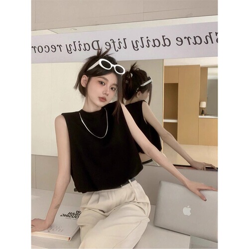 Sleeveless shoulder and suspender vest for women, summer design, niche, loose inside and short top, worn outside