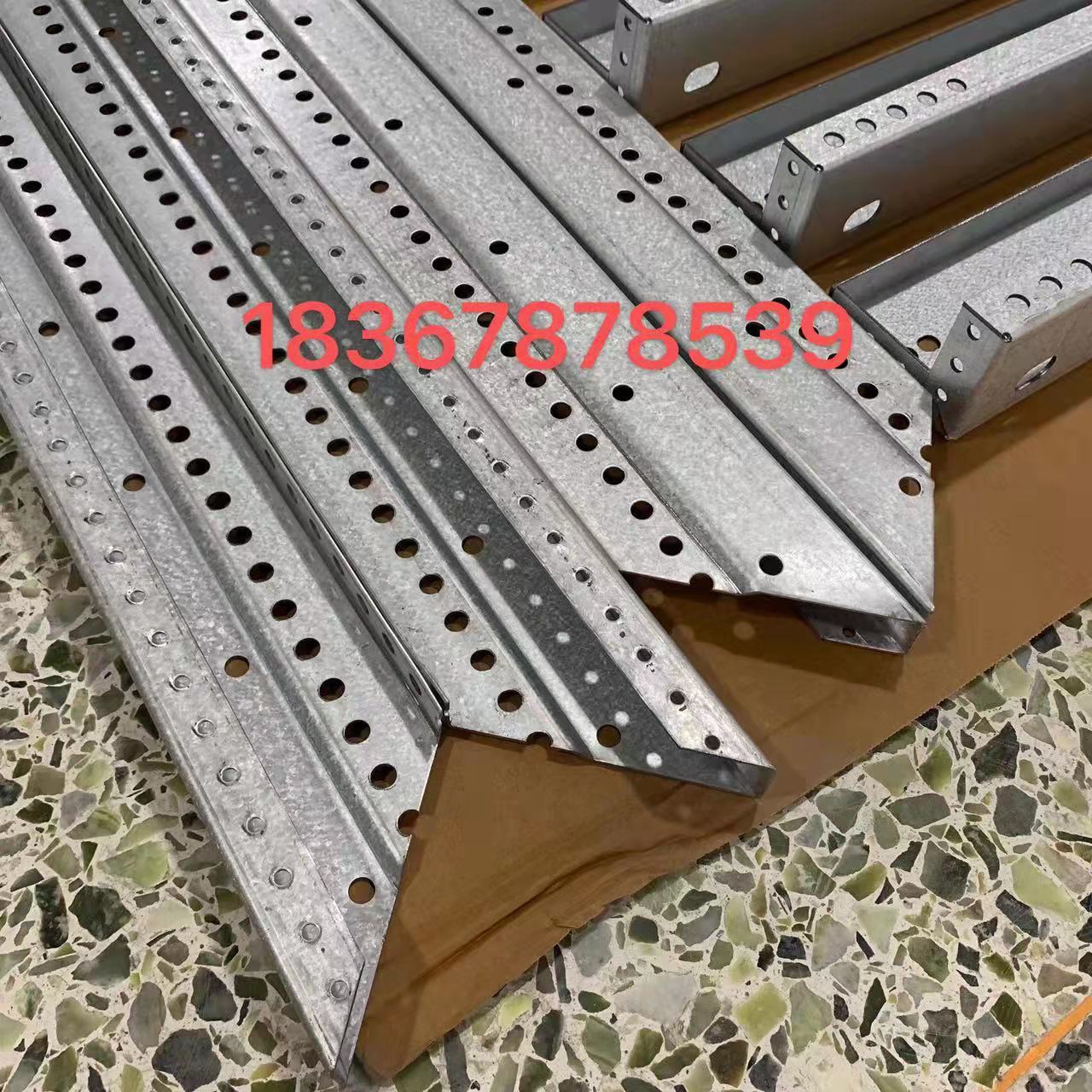 8MF镀铝锌侧片   敷铝锌大横梁  现货供应