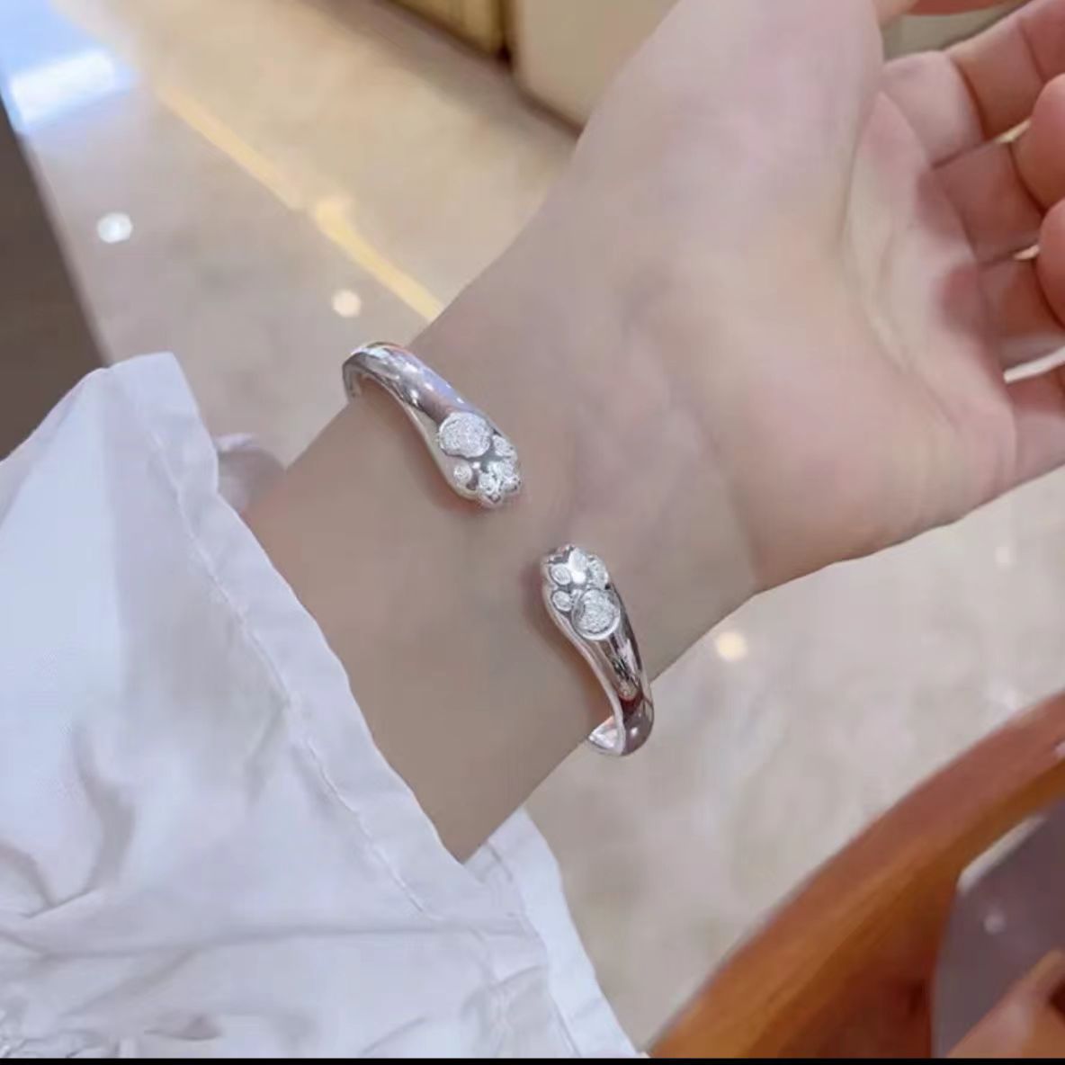 Bendito garra de gato, paz, alegría, pulsera, temperamento de nicho, diseño simple, sentido avanzado, todo fósforo, pulsera de apertura diaria, mujer