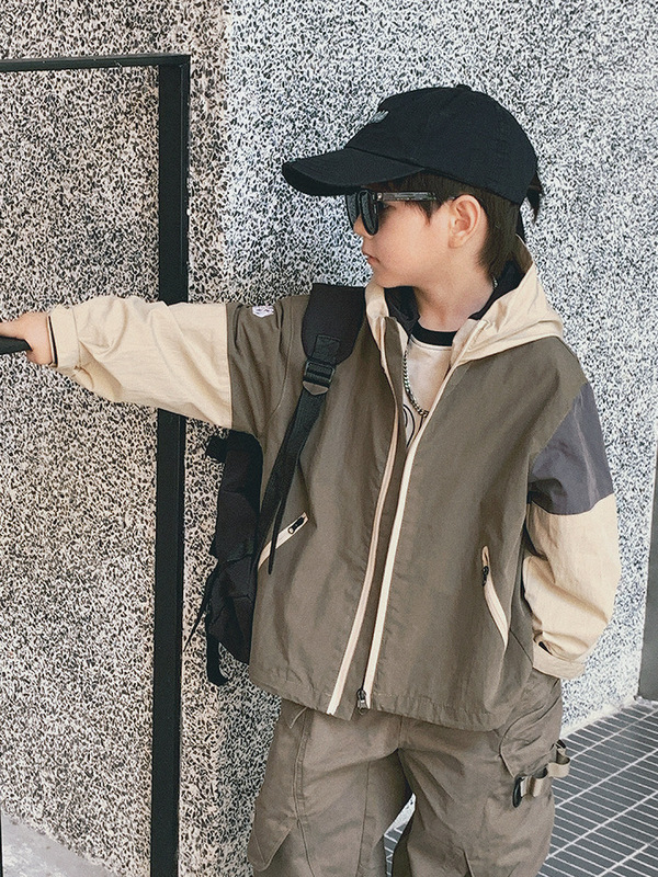 男童连帽外套春秋儿童帅气夹克冲锋衣2025新款户外衣服宝宝上衣潮|undefined