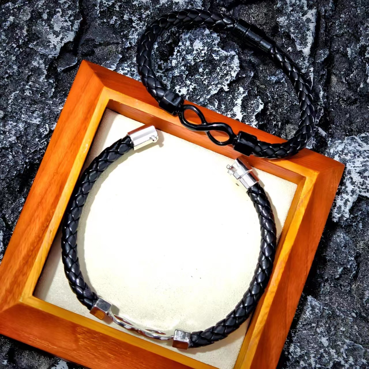 Infinity Bracelet Women Woven Cord Personalized Stylish Jewellery_voghion.com