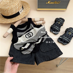 Korean version of children's clothing 2024 summer new style girls' retro striped halter neck suspenders children's fashion denim shorts