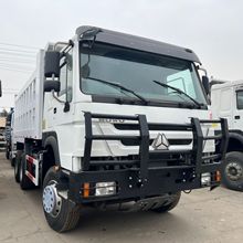 出口非洲二手矿山豪沃自卸车渣土车8x4翻新二手后八轮HOWO翻斗车