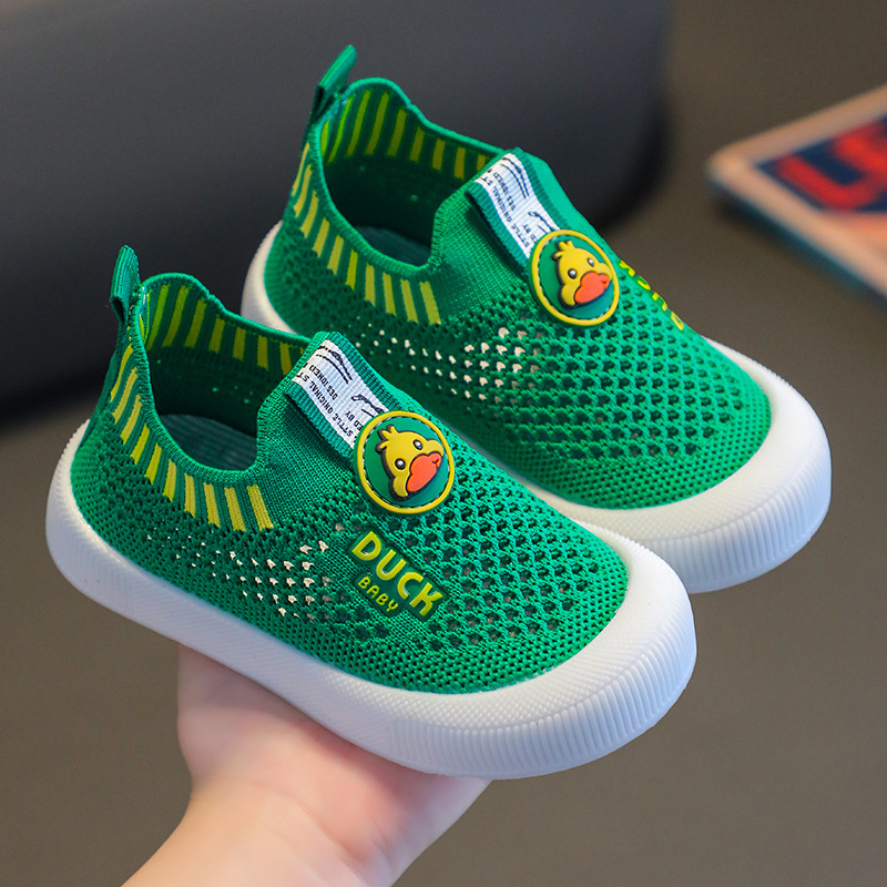 Zapatos casuales para niños 2025 nuevos zapatos de tejido volador antideslizantes de suela suave para hombres y mujeres zapatos de malla transpirable de un pie