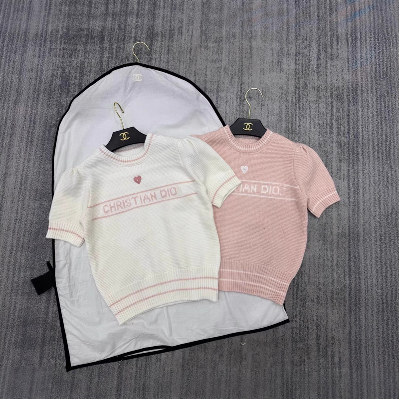 2026 Spring Intarsia Short-Sleeve Knitted Sweater, Youthful and Comfortable Versatile Pullover Top 2026 Spring Intarsia Short-Sleeve Knitted Sweater, Youthful and Comfortable Versatile Pullover Top