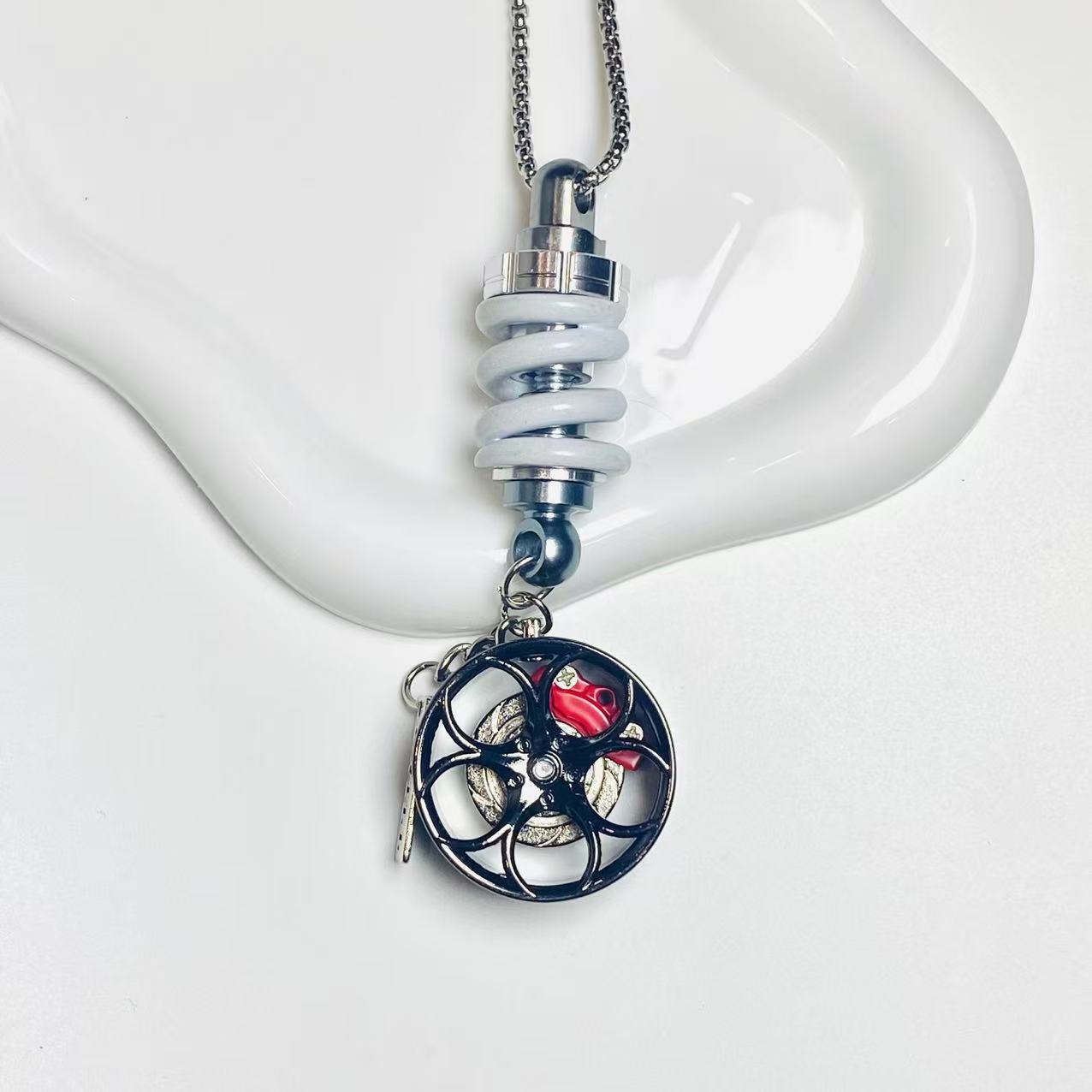 Cross-Border New Car Pendants, Car Interior Accessories, Trendy Metal Modified Wheels, Car Pendants, Rearview Mirror Pendants