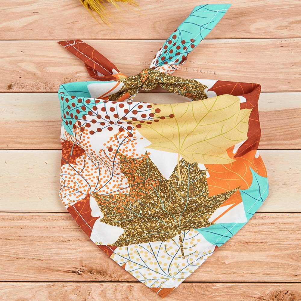 Suministro directo de fábrica transfronterizo nueva moda sarga bufanda de perro de Acción de Gracias Toalla de triángulo mascota perro poliéster Toalla de saliva