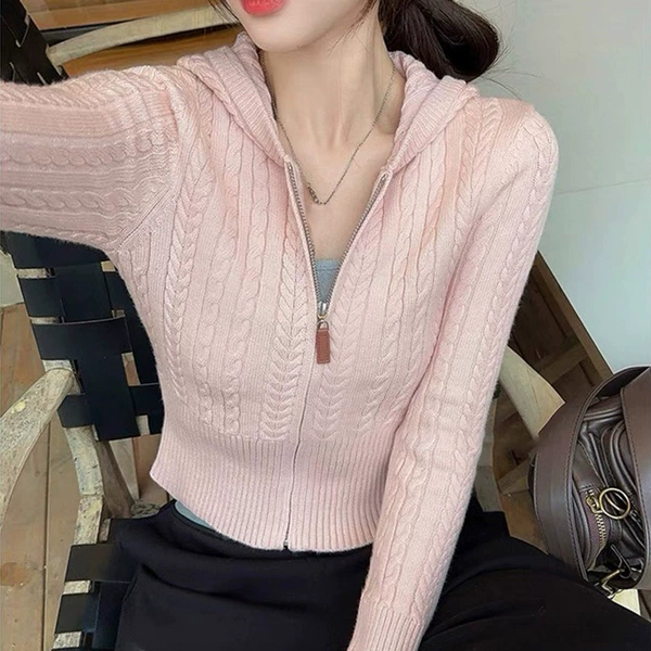 Розовый