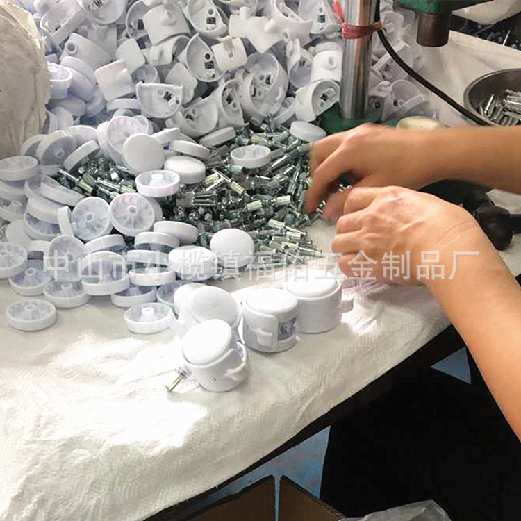 批发2寸万向脚轮 家具PP尼龙万向轮 塑料PP 尼龙电器家具脚轮厂家