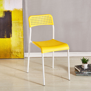 �¿�W���άF�����s���Ӽ������ϵ��ӿ�����Ӗ�ΌW���k���κڰ�