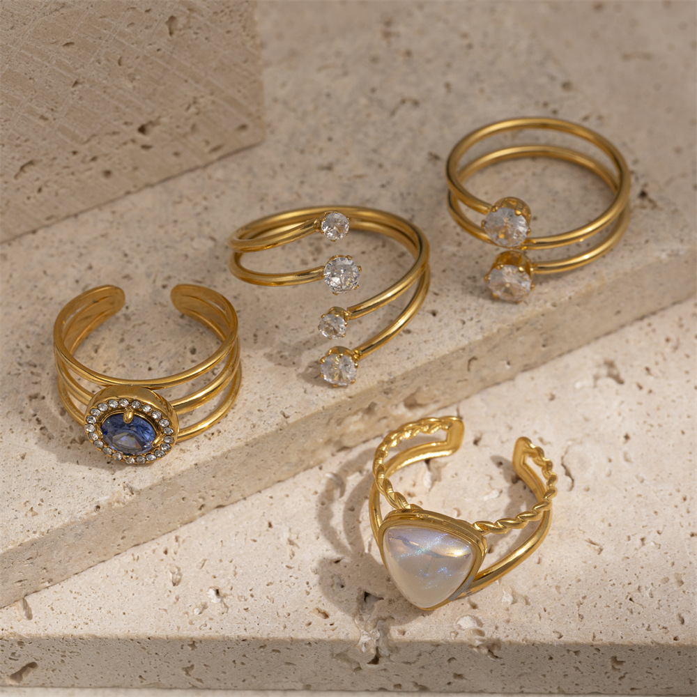 Anillo de acero inoxidable europeo y americano de Tena, acero de titanio, no se desvanece, anillo de gemas de nicho de lujo ligero salvaje, anillo transfronterizo