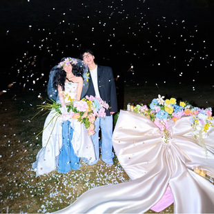 Large Satin Bow Engagement Wedding Photo Couple Photography Studio Props Photo Props Internet Celebrity Check-In