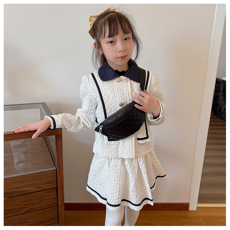 64g Weight Polyester Lining Material Zipper Closure Type Single Shoulder Strap Strap Type Shoulder Bag Bags Type Casual, Holiday Occasion Pu Leather Material Solid Color Pattern All Seasons Season Girl'S Gender Cute Style Square Shape Girl'S Pu Leather Solid Color Cute Square Zipper Shoulder Bag 9