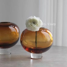 丹麦风格设计轻奢琥珀色琉璃圆球台面花瓶家居插花