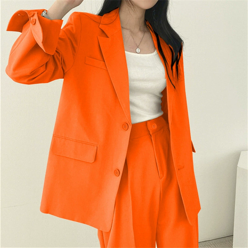 Autumn women's suit set, fitted blazer & trousers, tailored high-quality seasonal style