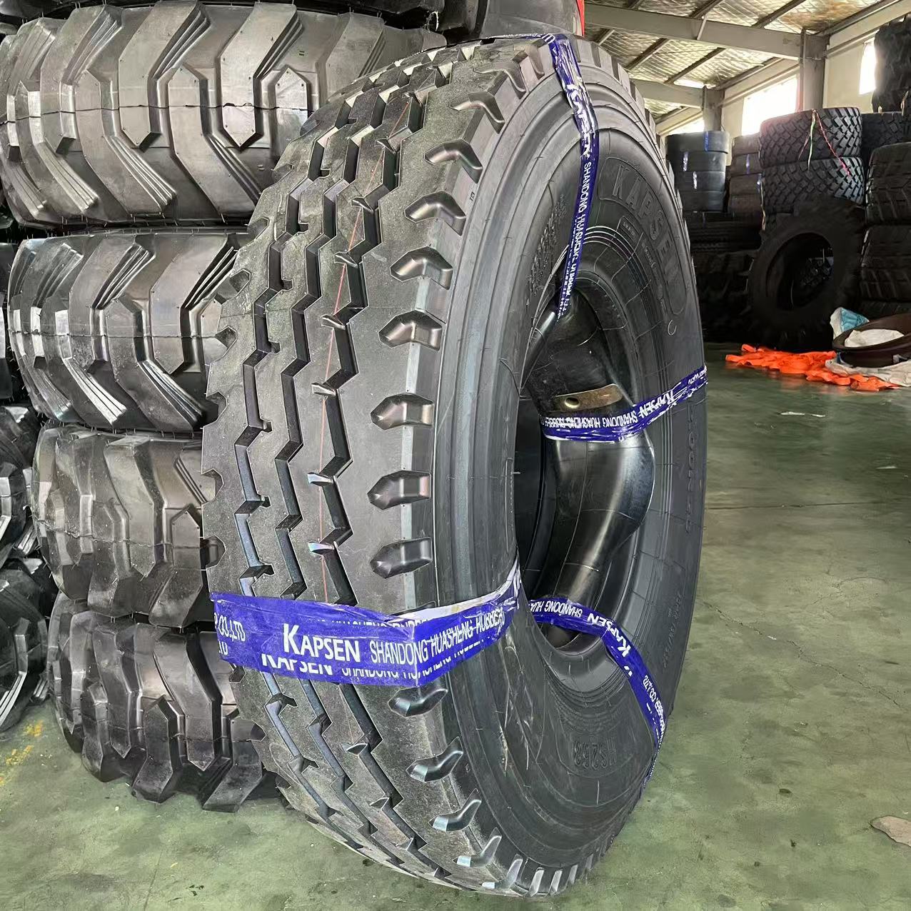 康佩森华盛12.00R20 11.00R20 10.00R20 9.00R20 8.25R16钢丝轮胎