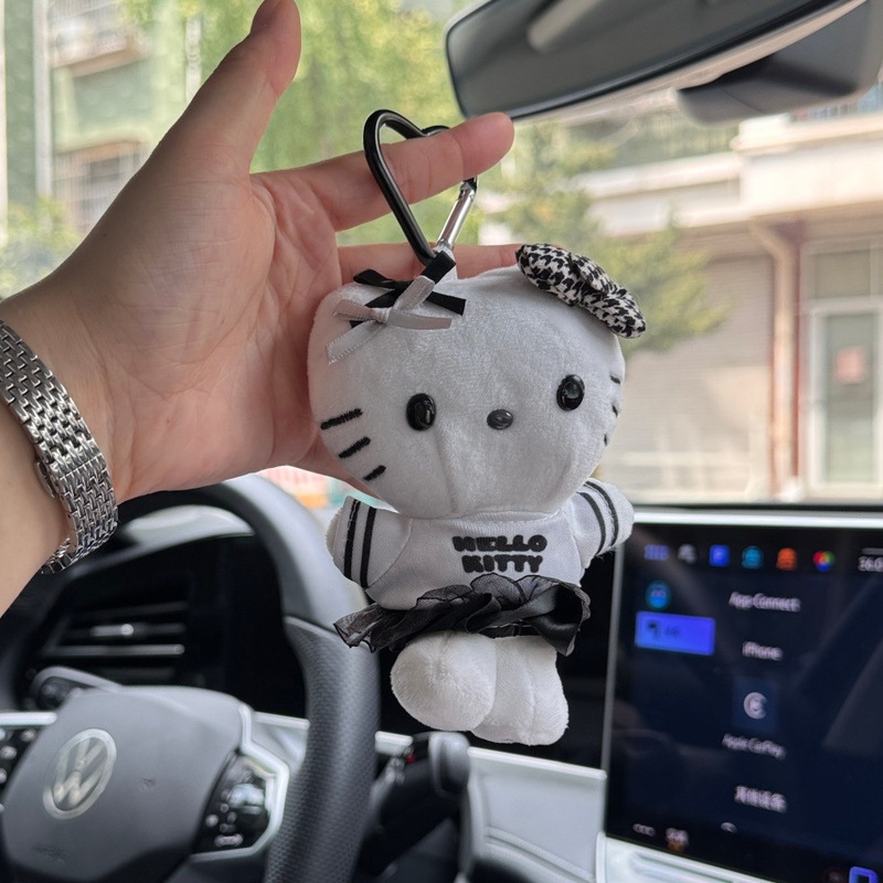 日系学院风黑白hellokitty 毛绒挂件 包包钥匙扣挂饰送闺蜜可批发|undefined