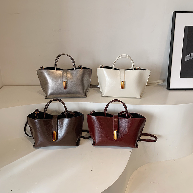 Cross-Border High-Quality Handbag for Girls, New Versatile Commuter Letter Bag, Fashionable Shoulder Crossbody Bag