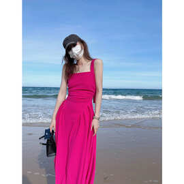 法式一字肩吊带连衣裙女夏季新款气质收腰高级感海边度假风长裙子