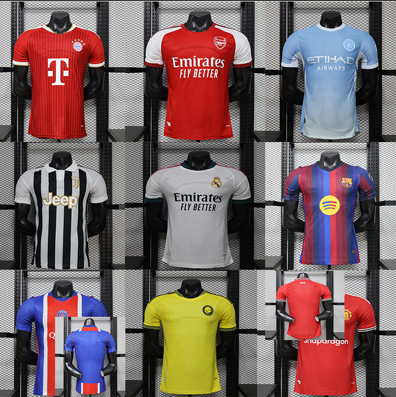 Futbol formaları: Real Madrid, PSG, Barselona, Arsenal, Al Nassr