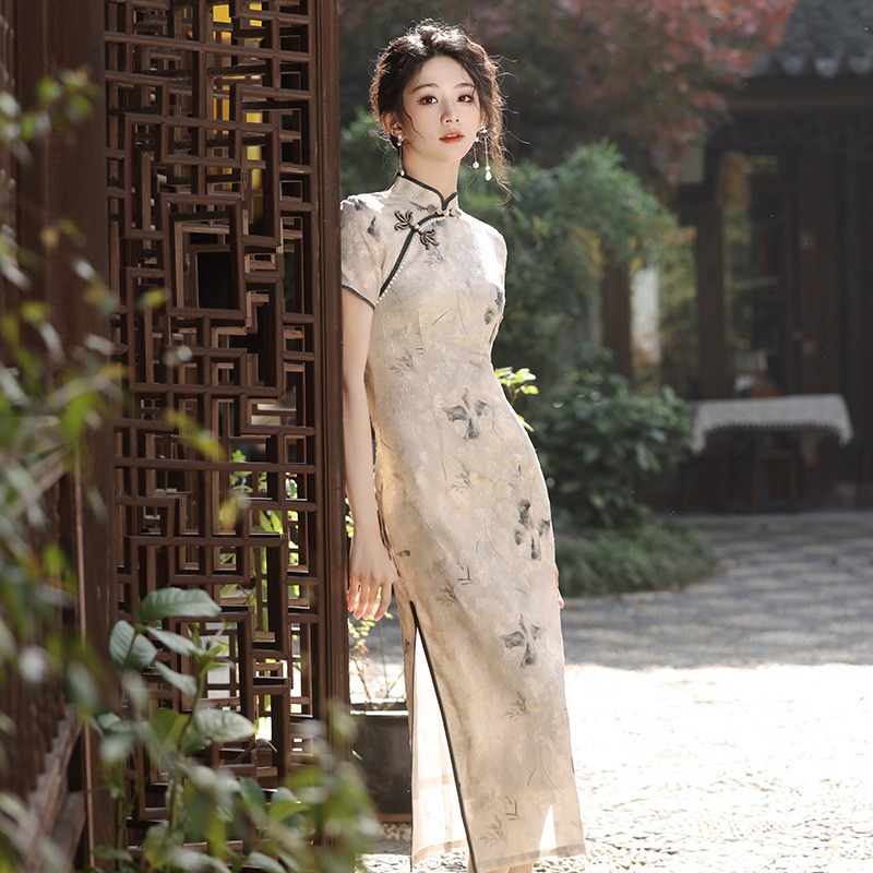 Spring retro lightweight cheongsam