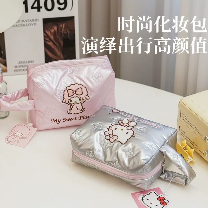 Триангл Hello kitty?