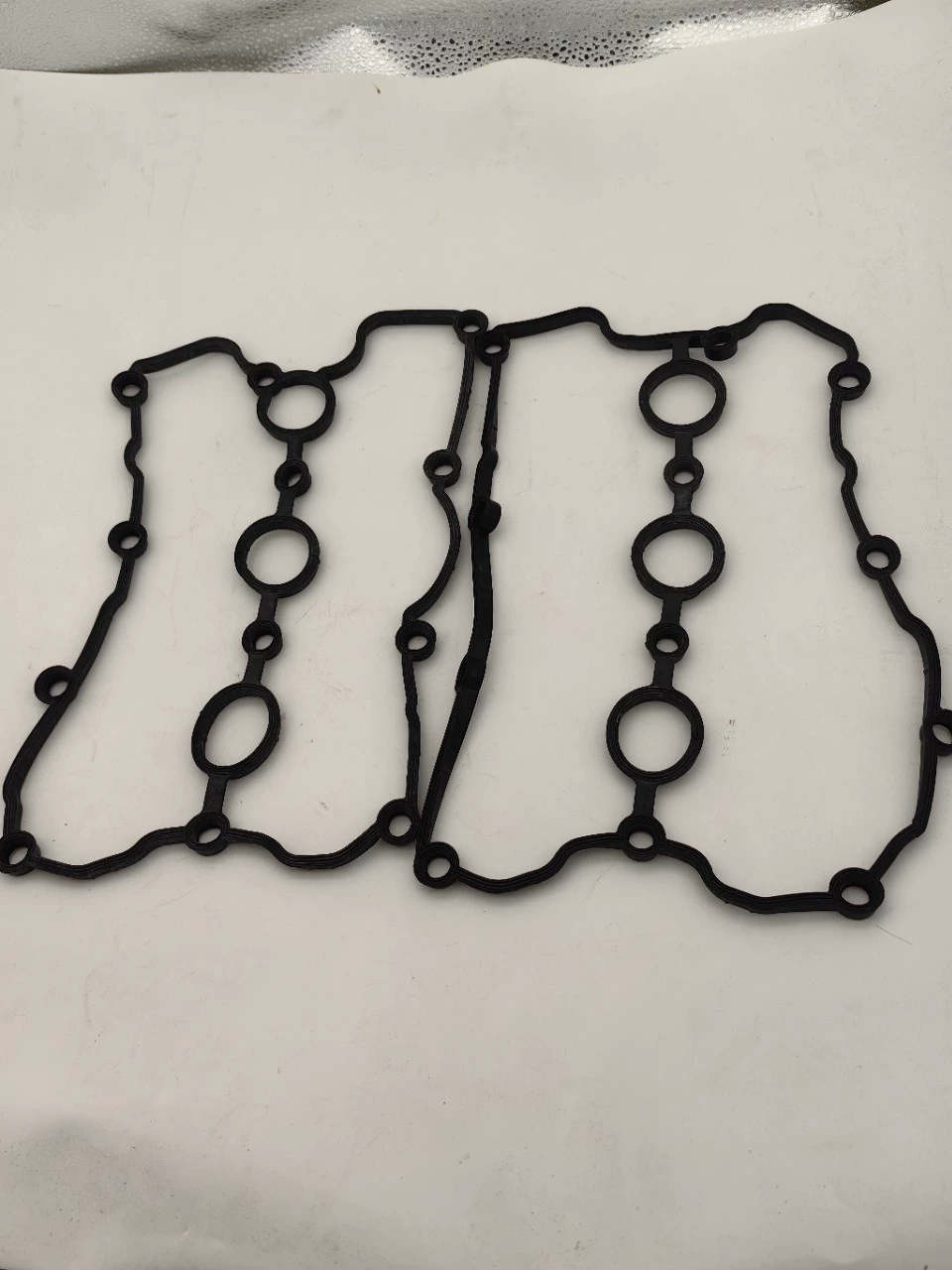Подходит для прокладки клапанной крышки двигателя Audi 06E103484N 06E103483P