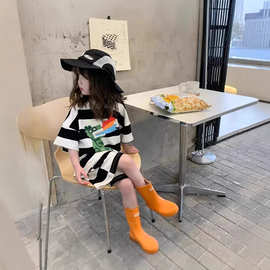 男女童短袖短裤套装夏季新款中小童洋气舒适时髦条纹休闲衣服儿童
