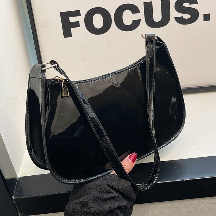 This Year's Trendy Fashion Bags for Women, Korean Style Ins Shoulder Bags, New Simple Underarm Bags, Solid Color Gentle Small Square Bags
